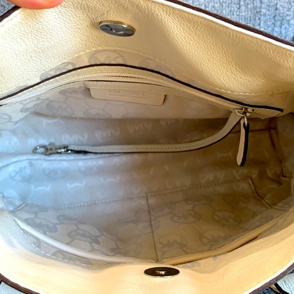 MK Michael Kors White Hamilton Large Purse Genuine Leather - Picture 5 of 5